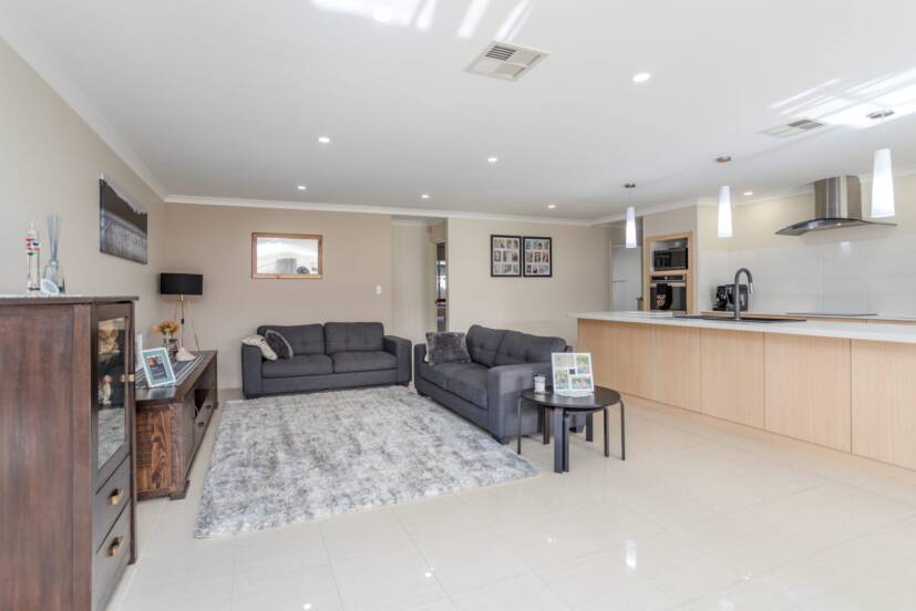 34 Greenshank Road, HARRISDALE, WA 6112 AUS