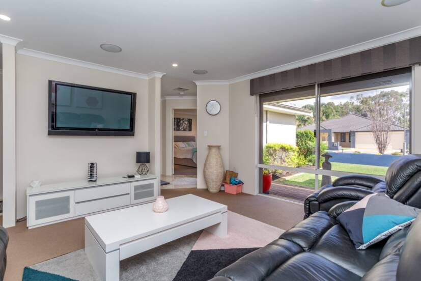 34 Greenshank Road, HARRISDALE, WA 6112 AUS