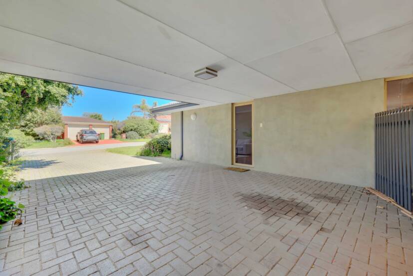 4 Yorn Circuit, BEELIAR, WA 6164 AUS