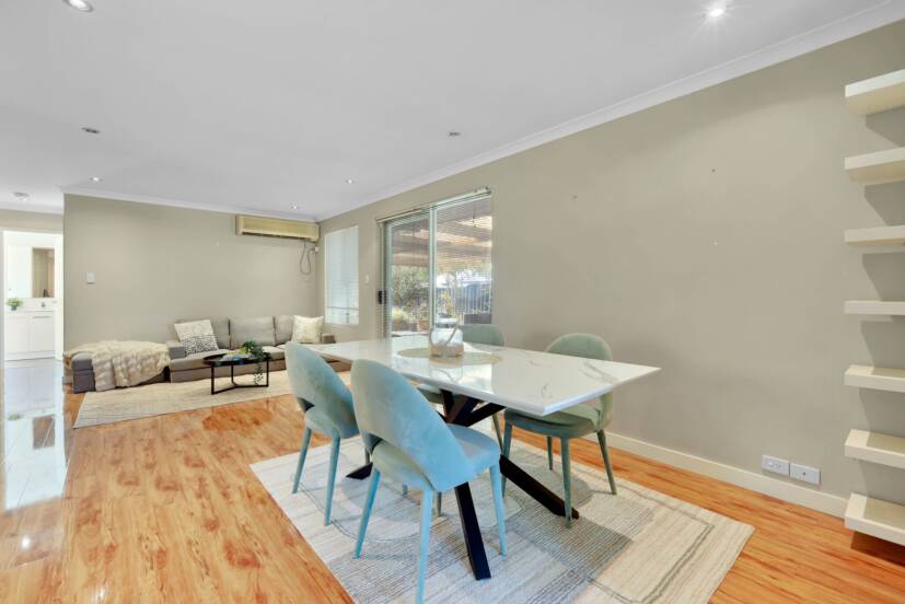 4 Yorn Circuit, BEELIAR, WA 6164 AUS