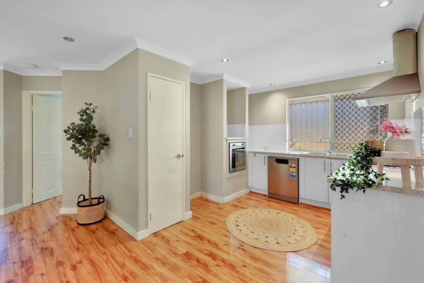 4 Yorn Circuit, BEELIAR, WA 6164 AUS