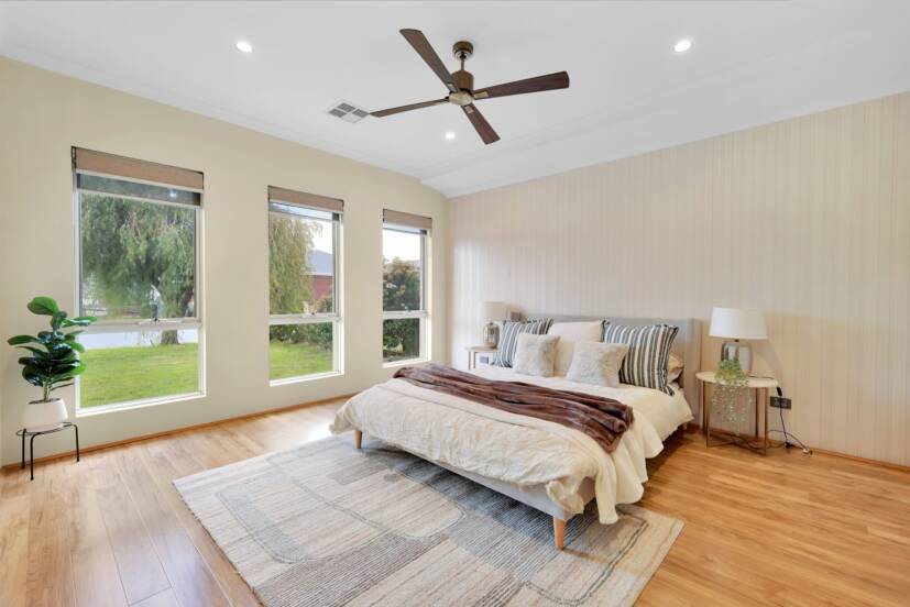 9 Sackler Link, PIARA WATERS, WA 6112 AUS