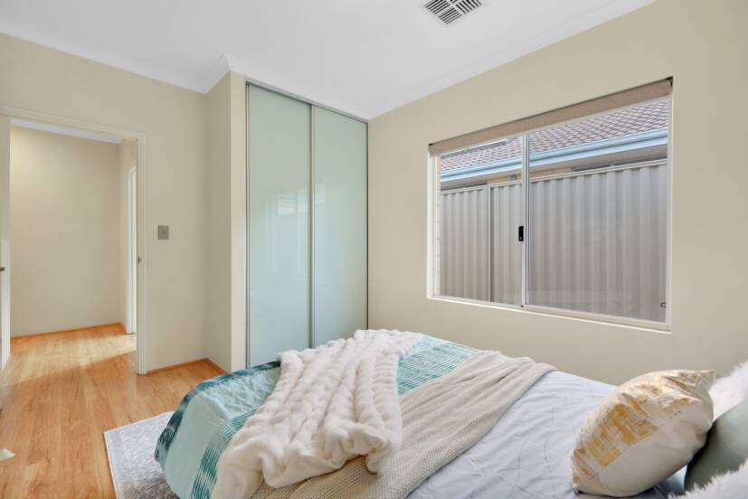 9 Sackler Link, PIARA WATERS, WA 6112 AUS