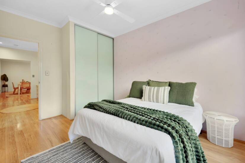 9 Sackler Link, PIARA WATERS, WA 6112 AUS