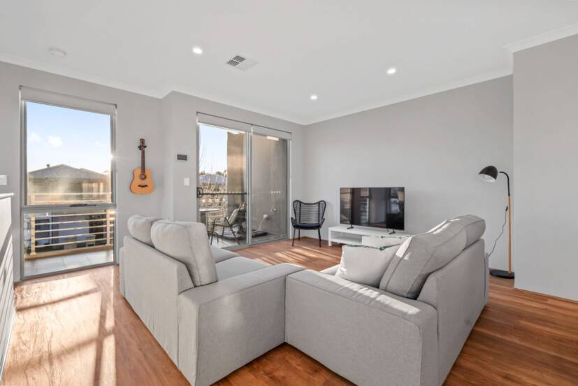 1 Research Avenue, PIARA WATERS, WA 6112 AUS