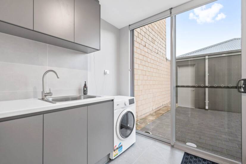 1 Research Avenue, PIARA WATERS, WA 6112 AUS