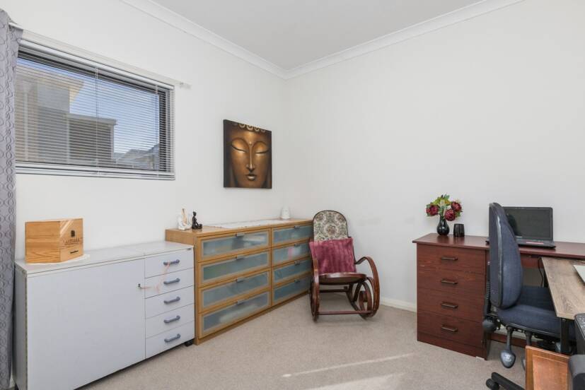 33/2 Louvre Way, BALDIVIS, WA 6171 AUS