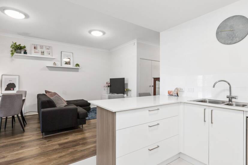 33/2 Louvre Way, BALDIVIS, WA 6171 AUS