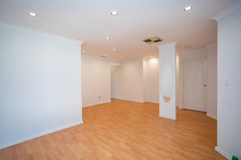 61 Grand Parade, REDCLIFFE, WA 6104 AUS