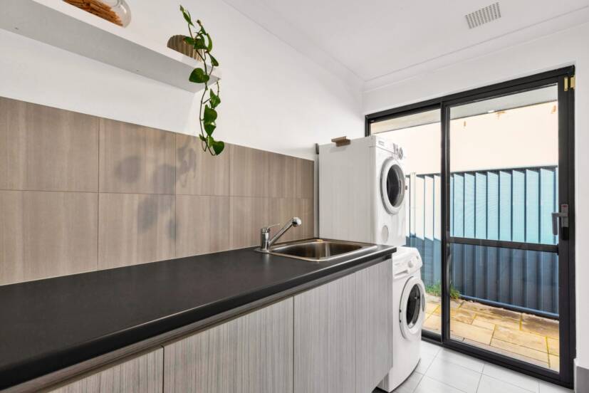 21 Lanagan Drive, BALDIVIS, WA 6171 AUS