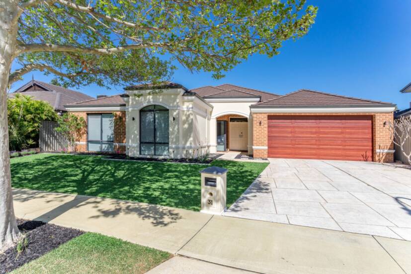 31 Broadway Boulevard, PIARA WATERS, WA 6112 AUS