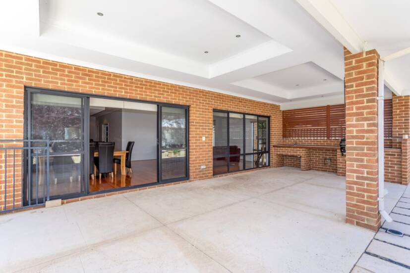 31 Broadway Boulevard, PIARA WATERS, WA 6112 AUS