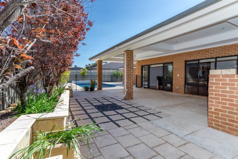 31 Broadway Boulevard, PIARA WATERS, WA 6112 AUS