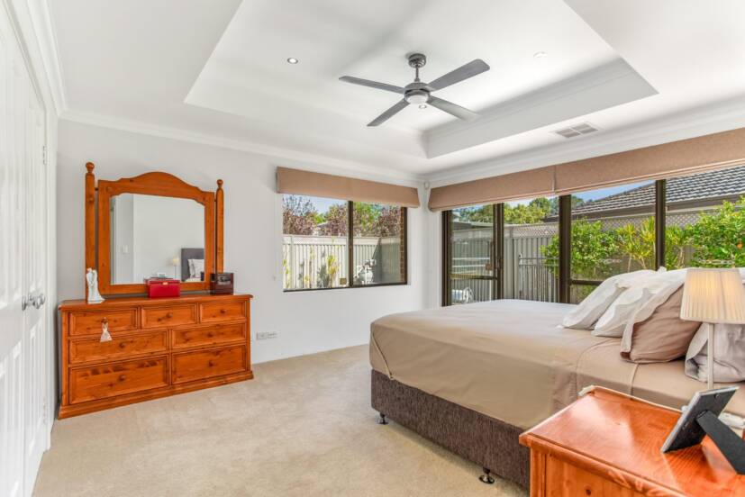 31 Broadway Boulevard, PIARA WATERS, WA 6112 AUS