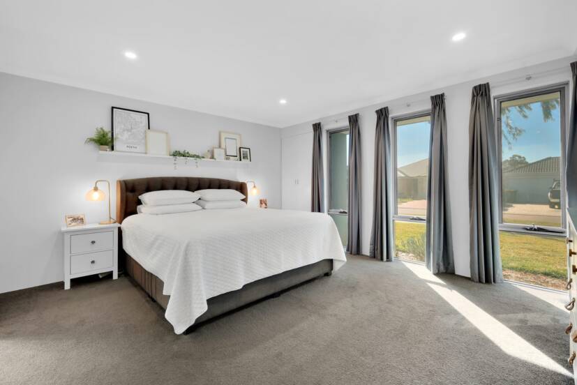 19 Crimson Way, HARRISDALE, WA 6112 AUS