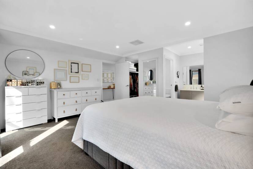 19 Crimson Way, HARRISDALE, WA 6112 AUS