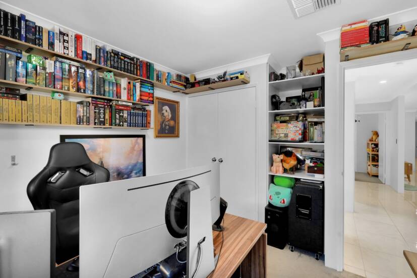 19 Crimson Way, HARRISDALE, WA 6112 AUS