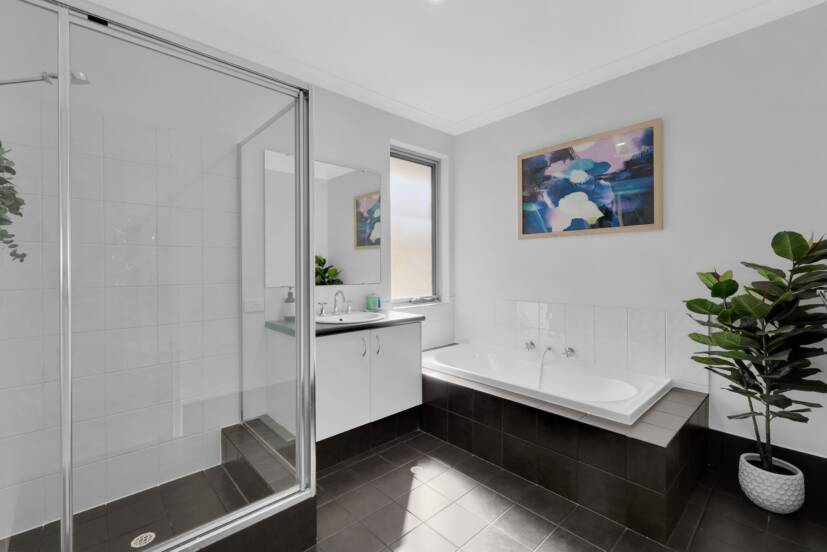 19 Crimson Way, HARRISDALE, WA 6112 AUS