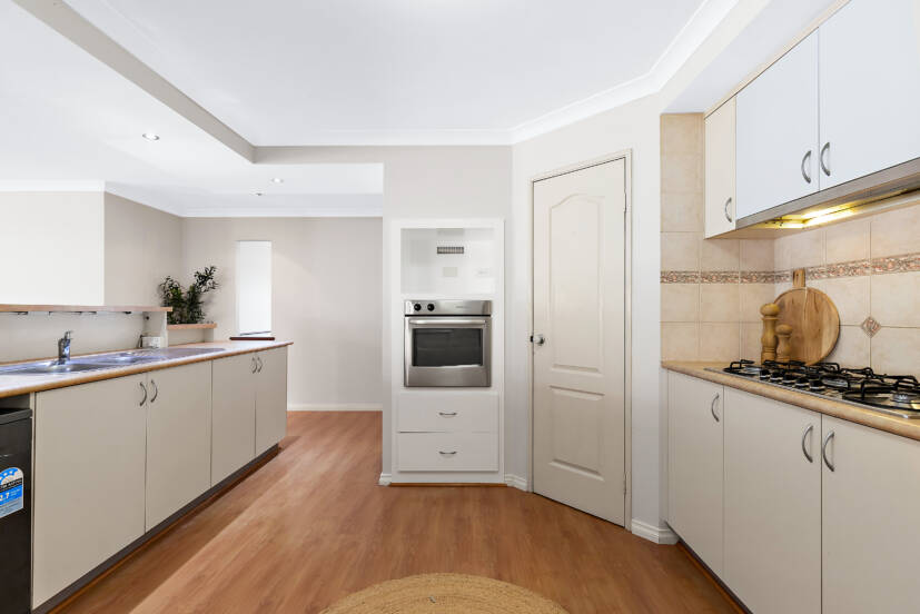 18 Pelham Gardens, CANNING VALE, WA 6155 AUS