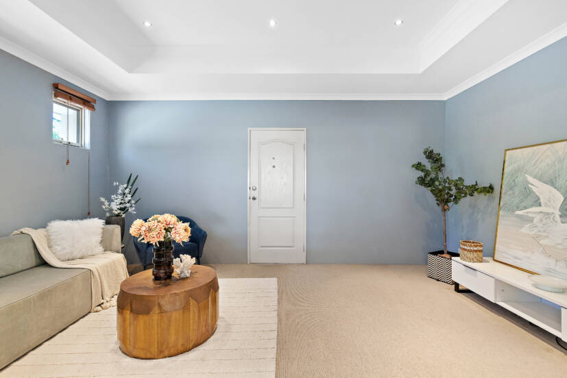 18 Pelham Gardens, CANNING VALE, WA 6155 AUS