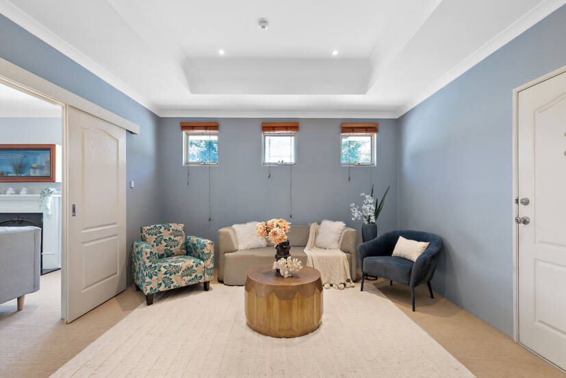 18 Pelham Gardens, CANNING VALE, WA 6155 AUS