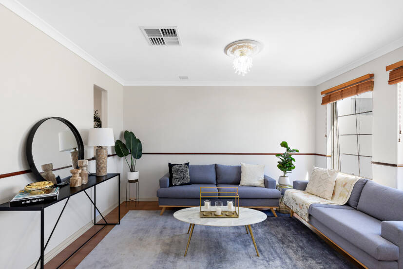 18 Pelham Gardens, CANNING VALE, WA 6155 AUS