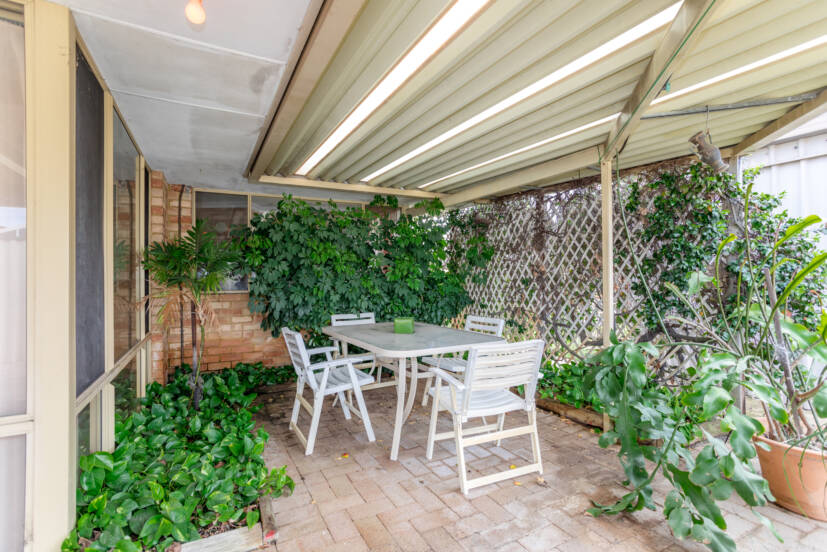 13 Monarch Court, THORNLIE, WA 6108 AUS