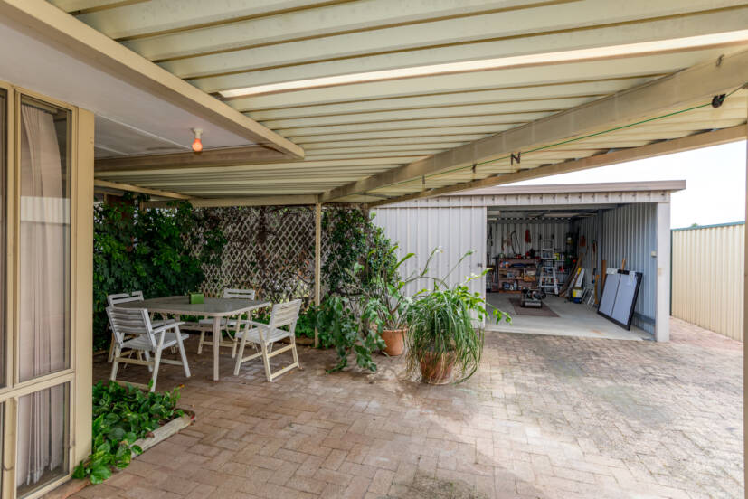 13 Monarch Court, THORNLIE, WA 6108 AUS