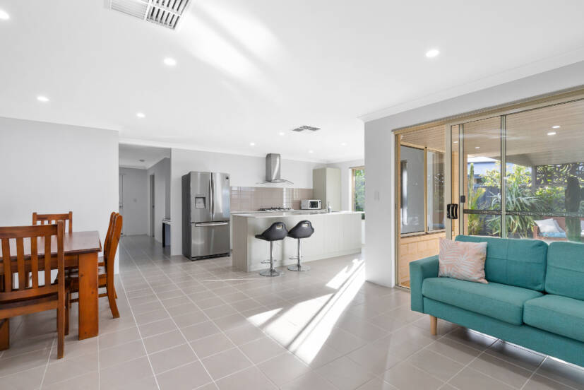 18 Kola Bend, BYFORD, WA 6122 AUS