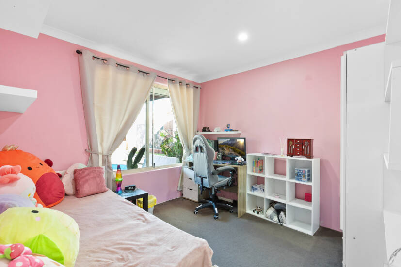 18 Kola Bend, BYFORD, WA 6122 AUS