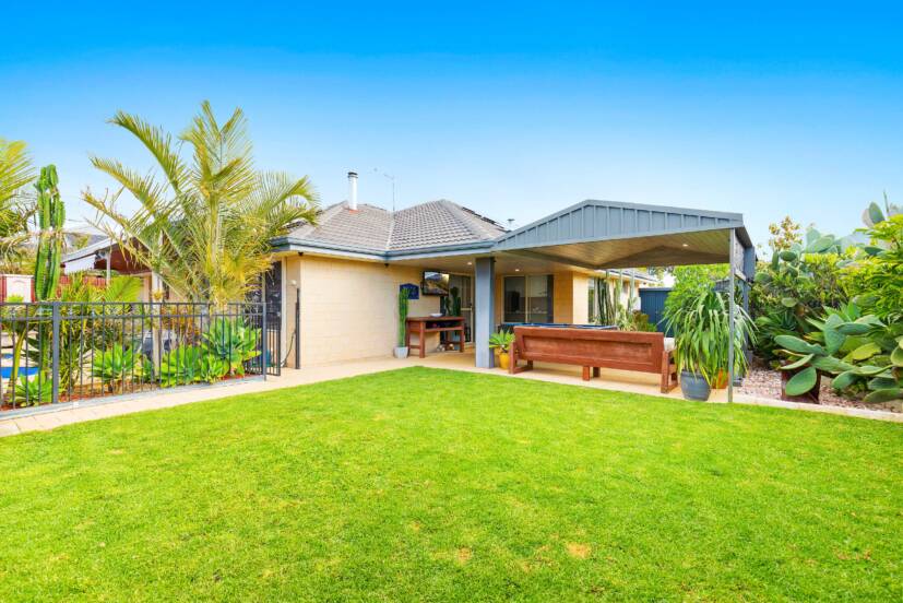 18 Kola Bend, BYFORD, WA 6122 AUS