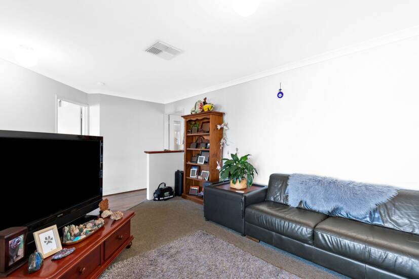 38 Wimbledon Street, BERTRAM, WA 6167 AUS