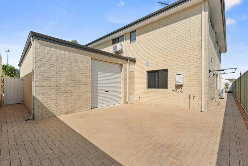 2 Foothills Retreat, BALDIVIS, WA 6171 AUS