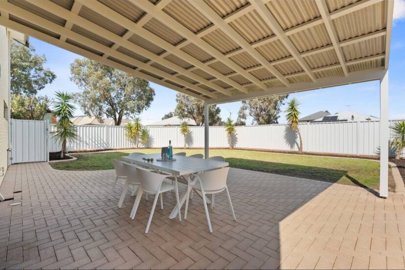 2 Foothills Retreat, BALDIVIS, WA 6171 AUS