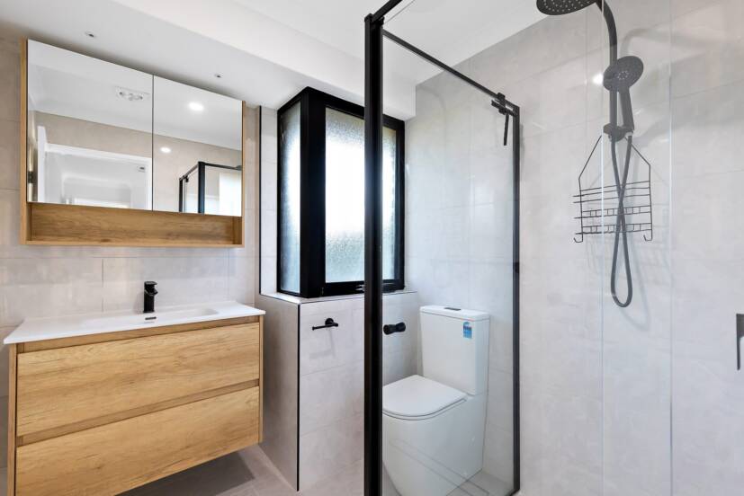 3 Stonecreek Close, THORNLIE, WA 6108 AUS