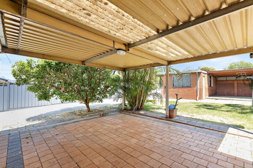 3 Williams Road, COOLBELLUP, WA 6163 AUS