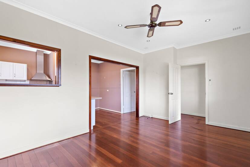 3 Williams Road, COOLBELLUP, WA 6163 AUS