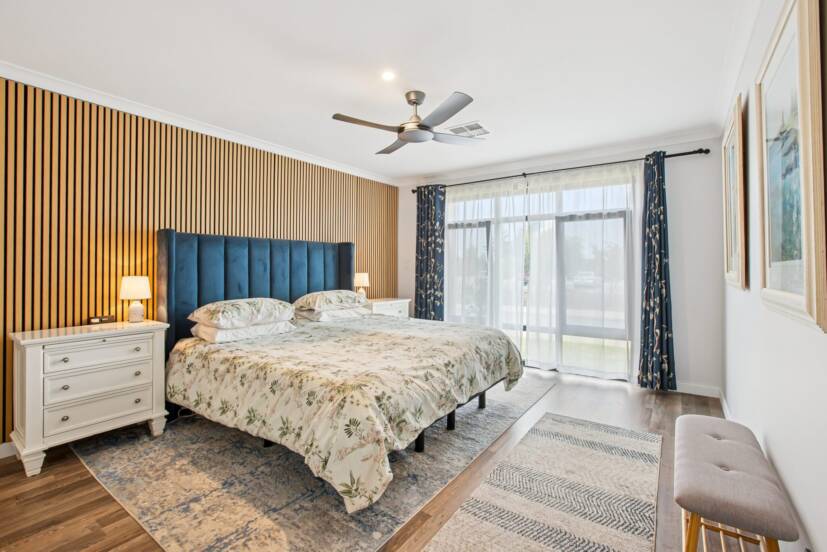 11 Tuberose Road, PIARA WATERS, WA 6112 AUS