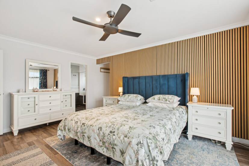 11 Tuberose Road, PIARA WATERS, WA 6112 AUS