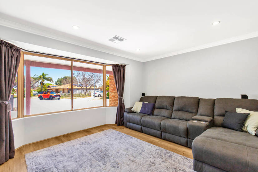 19 Galley Close, PORT KENNEDY, WA 6172 AUS