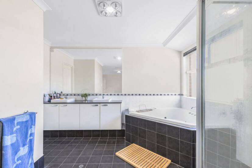 28 Southport Drive, BALDIVIS, WA 6171 AUS