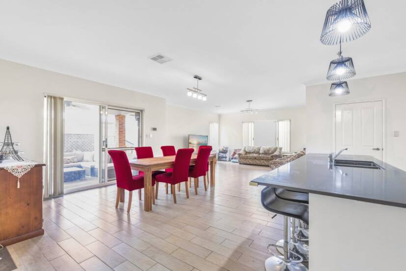 28 Southport Drive, BALDIVIS, WA 6171 AUS