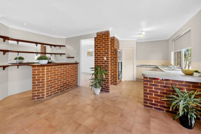 35 Azelia Street, ALEXANDER HEIGHTS, WA 6064 AUS