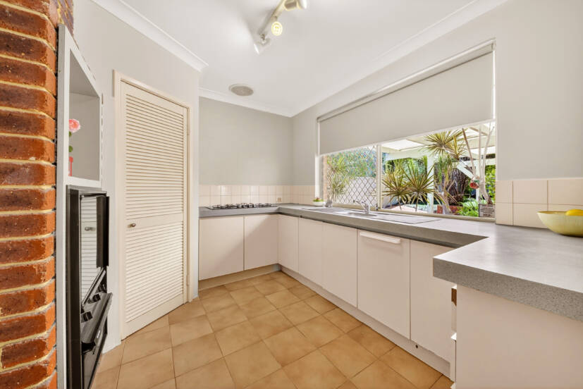 35 Azelia Street, ALEXANDER HEIGHTS, WA 6064 AUS