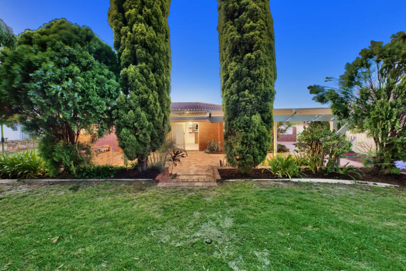 35 Azelia Street, ALEXANDER HEIGHTS, WA 6064 AUS