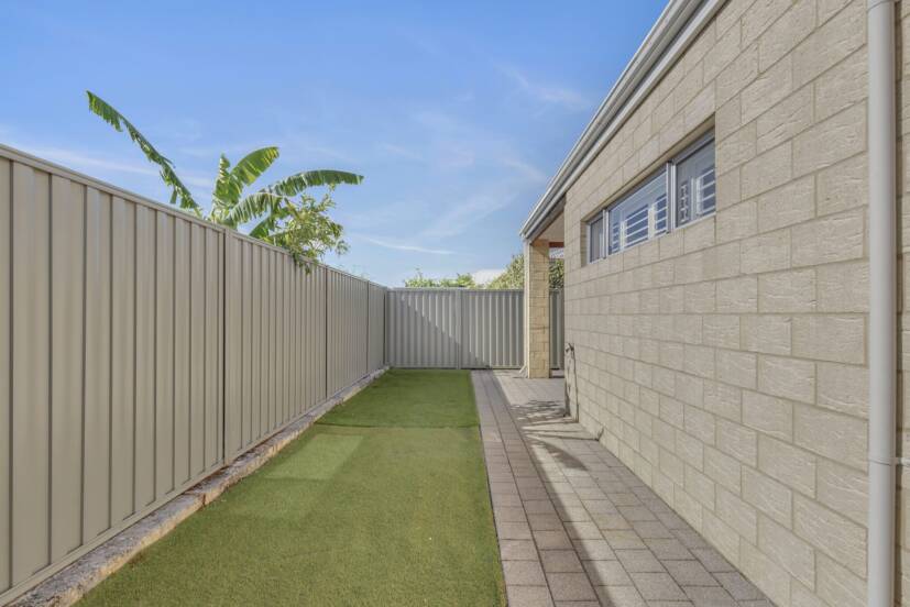 12 Monument Street, HARRISDALE, WA 6112 AUS