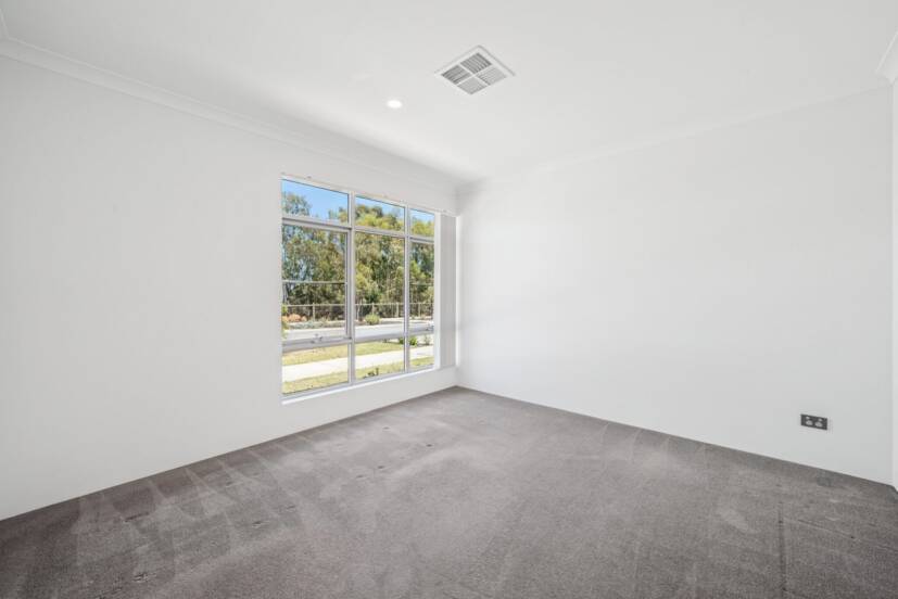 35 Percheron Circuit, FORRESTDALE, WA 6112 AUS