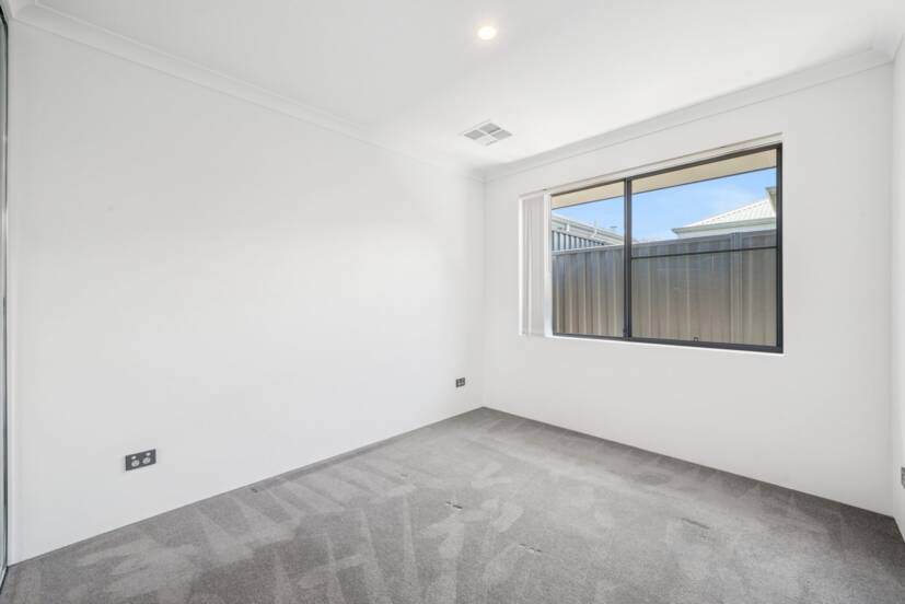 35 Percheron Circuit, FORRESTDALE, WA 6112 AUS