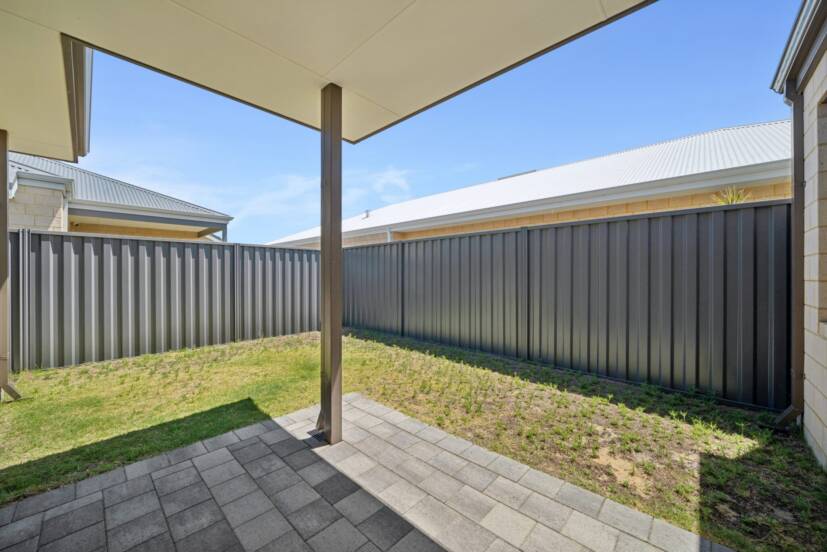 35 Percheron Circuit, FORRESTDALE, WA 6112 AUS