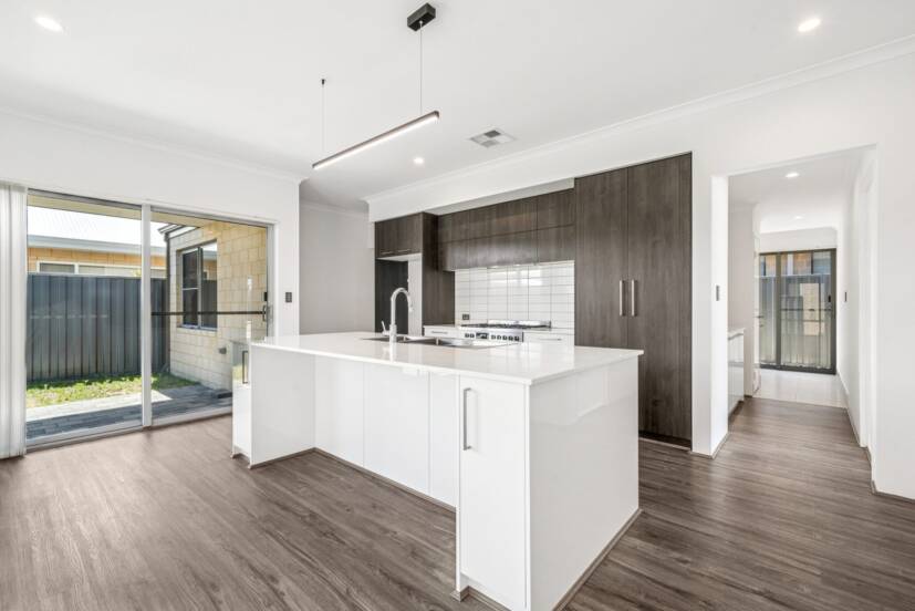 35 Percheron Circuit, FORRESTDALE, WA 6112 AUS